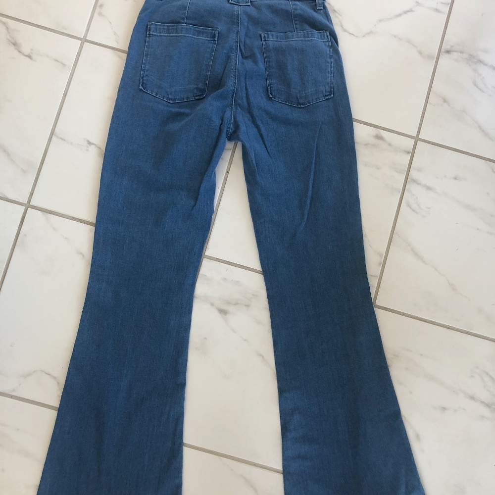 Blue jeans - Picture 8 of 9